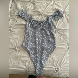 Wild fable light blue floral bodysuit
